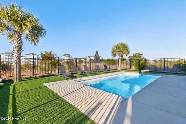 11 Grand View Drive, Ocean Isle Beach, NC 28469