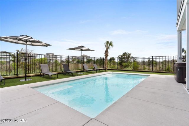 11 Grand View Drive, Ocean Isle Beach, NC 28469