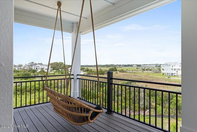 11 Grand View Drive, Ocean Isle Beach, NC 28469