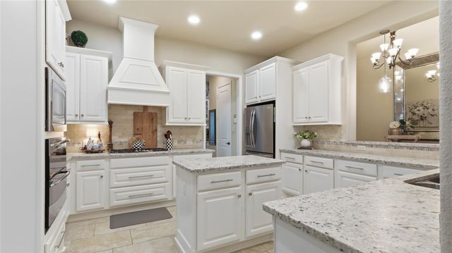 2501 Cedar Path Court, Friendswood, TX 77546