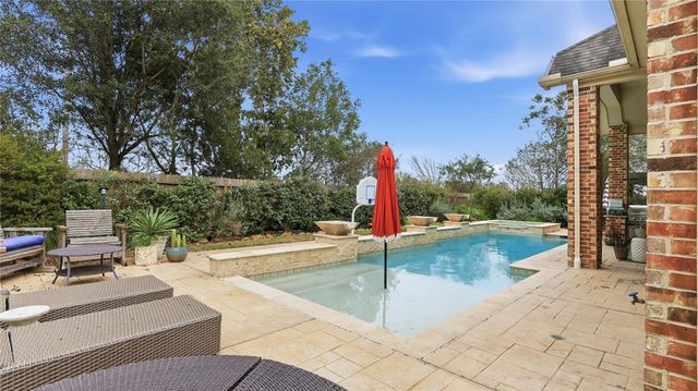 2501 Cedar Path Court, Friendswood, TX 77546