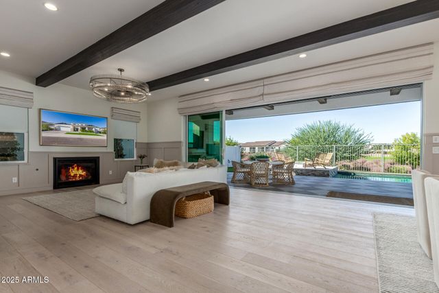 17336 W CRAWFORDSVILLE Drive, Surprise, AZ 85388