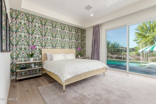 17336 W CRAWFORDSVILLE Drive, Surprise, AZ 85388