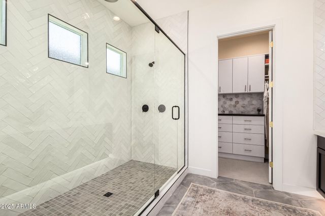 17336 W CRAWFORDSVILLE Drive, Surprise, AZ 85388