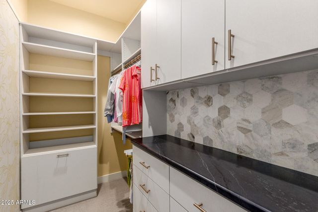 17336 W CRAWFORDSVILLE Drive, Surprise, AZ 85388