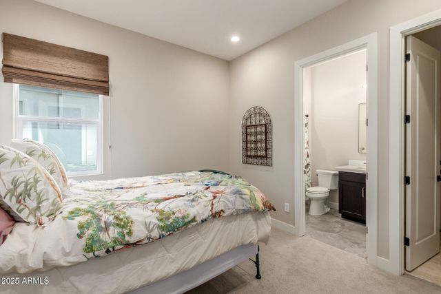 17336 W CRAWFORDSVILLE Drive, Surprise, AZ 85388