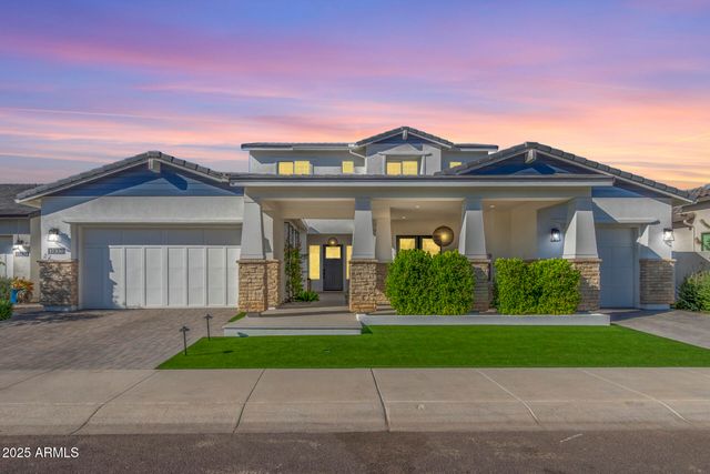 17336 W CRAWFORDSVILLE Drive, Surprise, AZ 85388