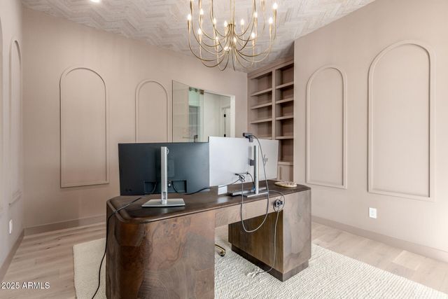 17336 W CRAWFORDSVILLE Drive, Surprise, AZ 85388