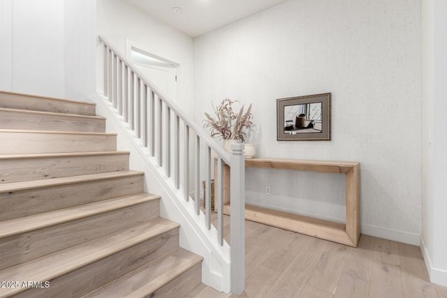 17336 W CRAWFORDSVILLE Drive, Surprise, AZ 85388