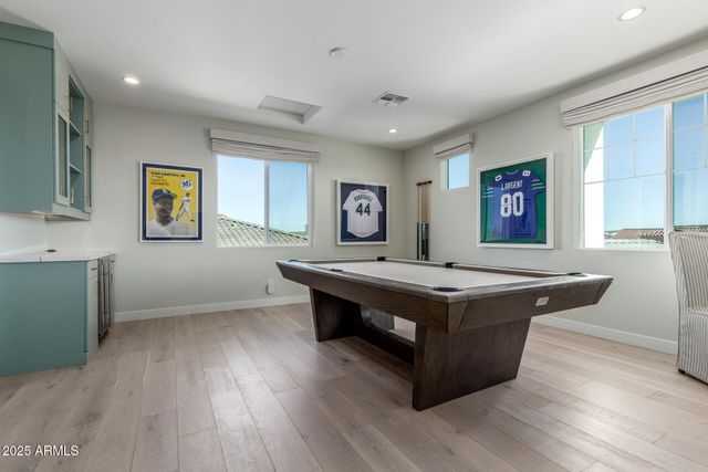 17336 W CRAWFORDSVILLE Drive, Surprise, AZ 85388