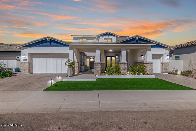 17336 W CRAWFORDSVILLE Drive, Surprise, AZ 85388