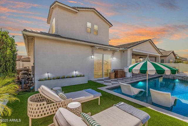 17336 W CRAWFORDSVILLE Drive, Surprise, AZ 85388