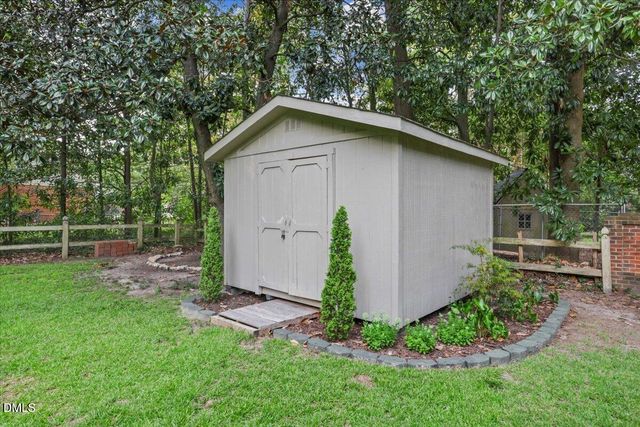 804 Chestnut Drive, Smithfield, NC 27577