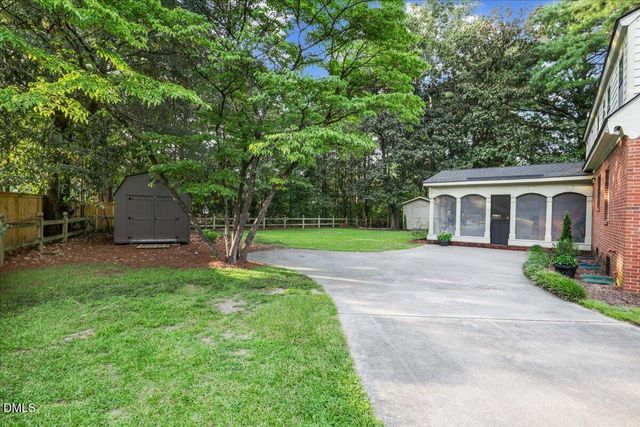 804 Chestnut Drive, Smithfield, NC 27577