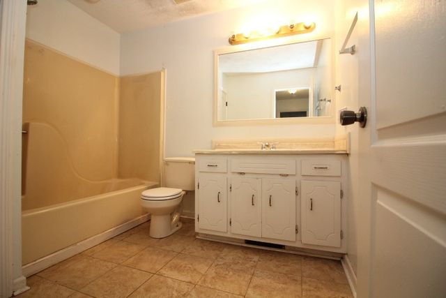 103 Bo Ct, Clarksville, TN 37042