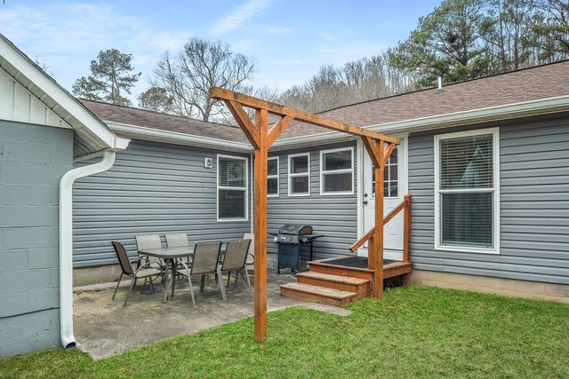 507 Duncan Rd, Centerville, TN 37033