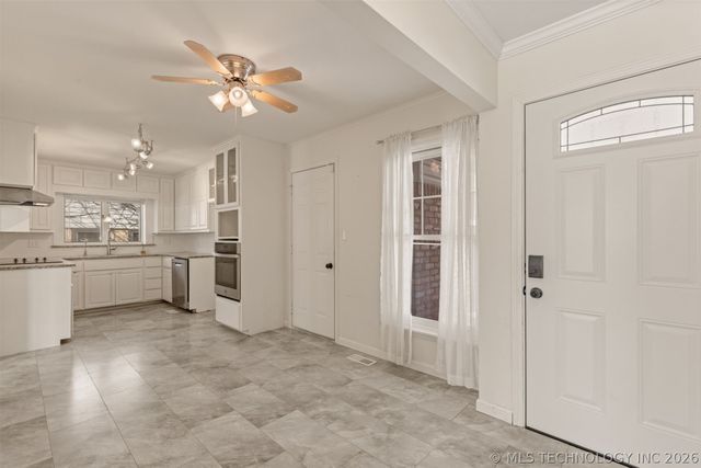 4416 E 58th Place, Tulsa, OK 74135