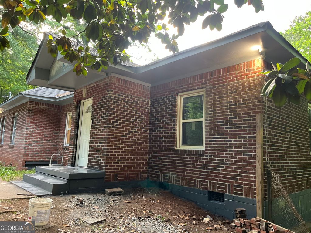 84 Cleveland Avenue SW, Atlanta, GA 30315