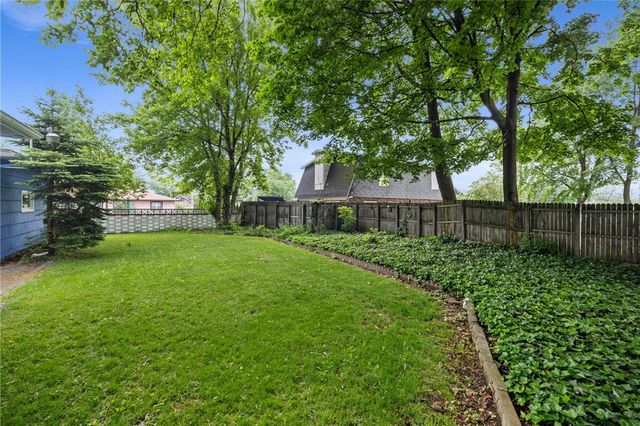 25 Wyncote Avenue, Irondequoit, NY 14609