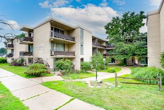 12546 Fairview Avenue 3D, Blue Island, IL 60406