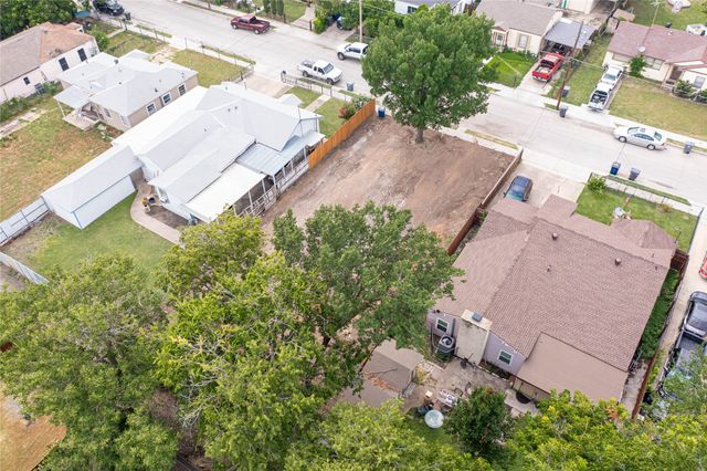 2220 Bombay Avenue, Dallas, TX 75235