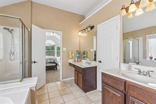 3 Roosevelt Court, Mansfield, TX 76063