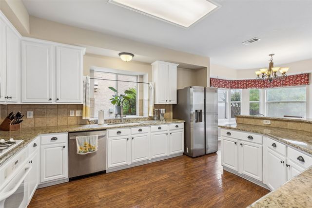 3 Roosevelt Court, Mansfield, TX 76063