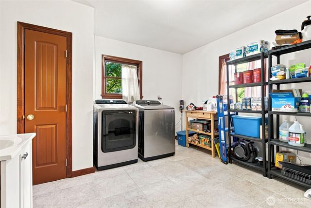 912 Pacific Avenue, Bremerton, WA 98337