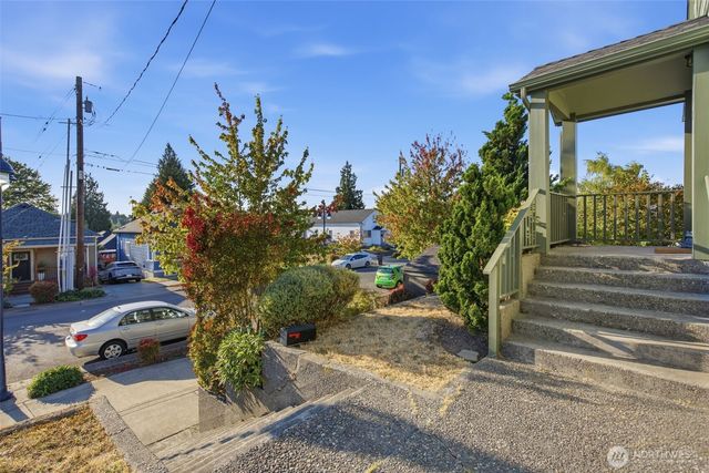 912 Pacific Avenue, Bremerton, WA 98337