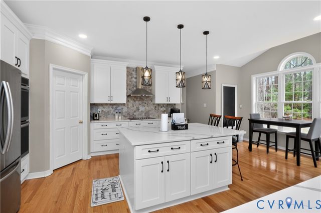 4809 Hearthstone Rd, Glen Allen, VA 23059