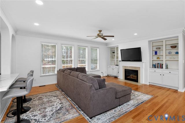 4809 Hearthstone Rd, Glen Allen, VA 23059