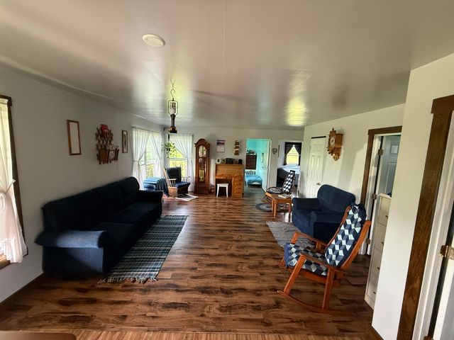 402 Allen Road, Waynesburg, KY 40489