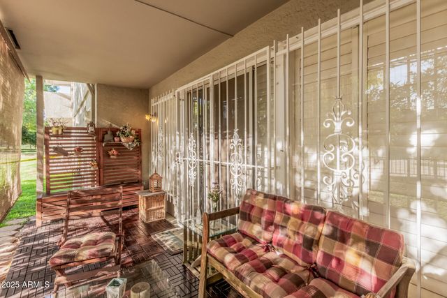 6118 N 12TH Place 2, Phoenix, AZ 85014