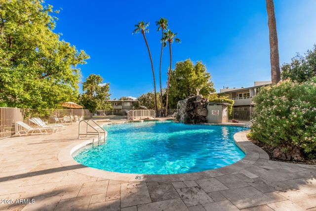 6118 N 12TH Place 2, Phoenix, AZ 85014