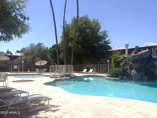 6118 N 12TH Place 2, Phoenix, AZ 85014