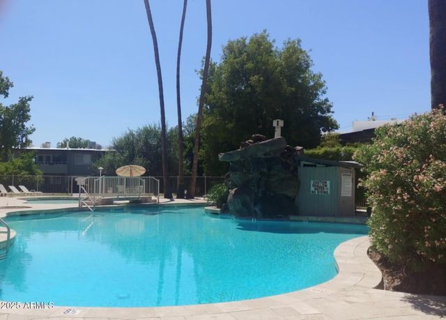 6118 N 12TH Place 2, Phoenix, AZ 85014