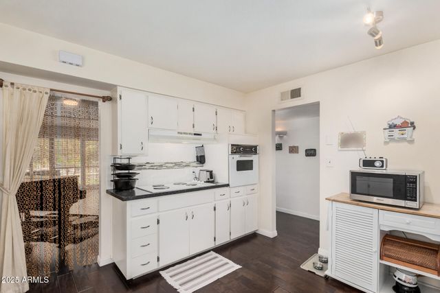 6118 N 12TH Place 2, Phoenix, AZ 85014