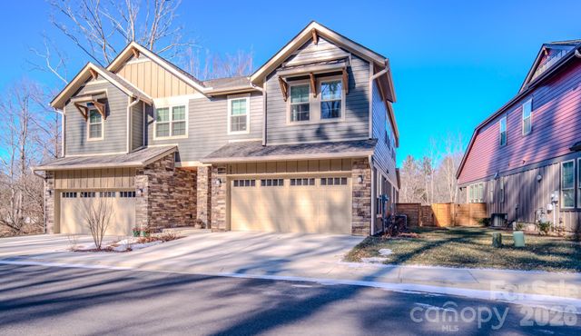 560 Sweet Birch Park Lane, Black Mountain, NC 28711