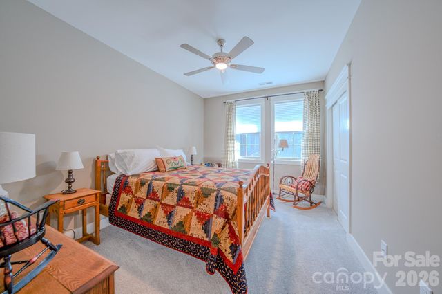 560 Sweet Birch Park Lane, Black Mountain, NC 28711