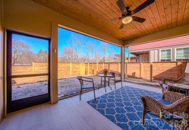 560 Sweet Birch Park Lane, Black Mountain, NC 28711