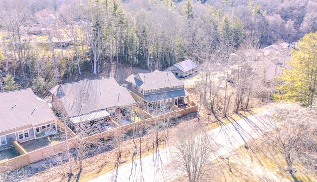 560 Sweet Birch Park Lane, Black Mountain, NC 28711