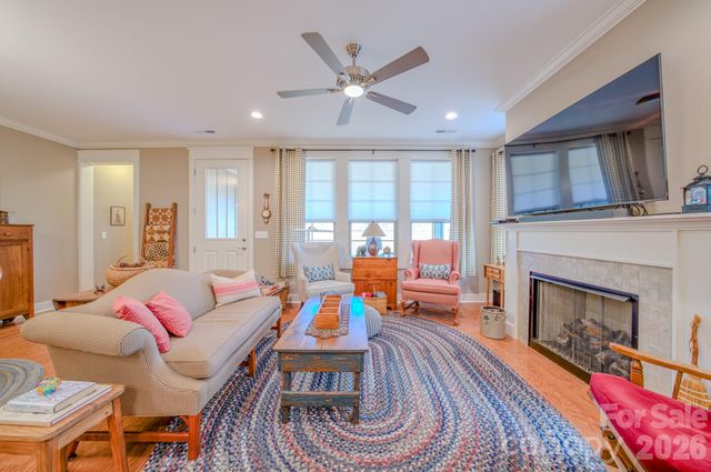 560 Sweet Birch Park Lane, Black Mountain, NC 28711