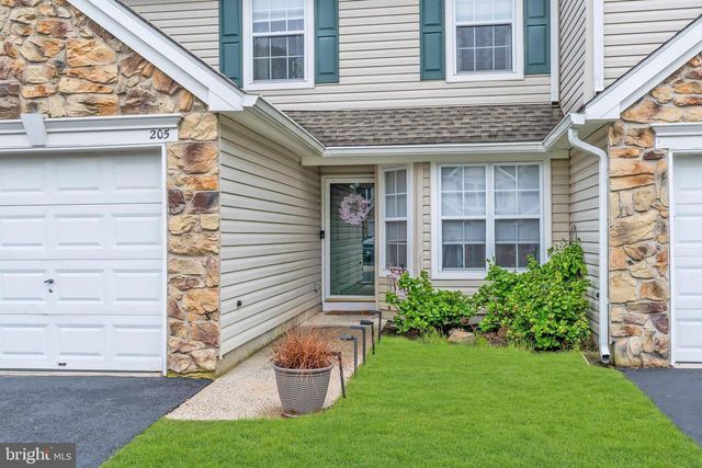 205 IRIS WAY, Brick, NJ 08724