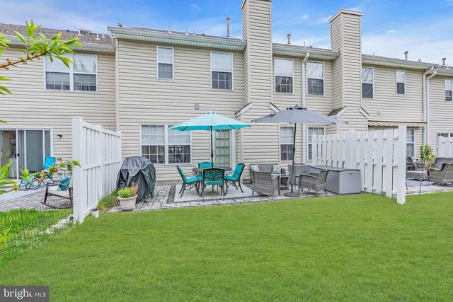 205 IRIS WAY, Brick, NJ 08724