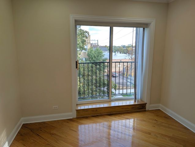 4014 N Central Park Avenue 3E, Chicago, IL 60618