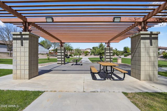898 W GROVE Street, Litchfield Park, AZ 85340