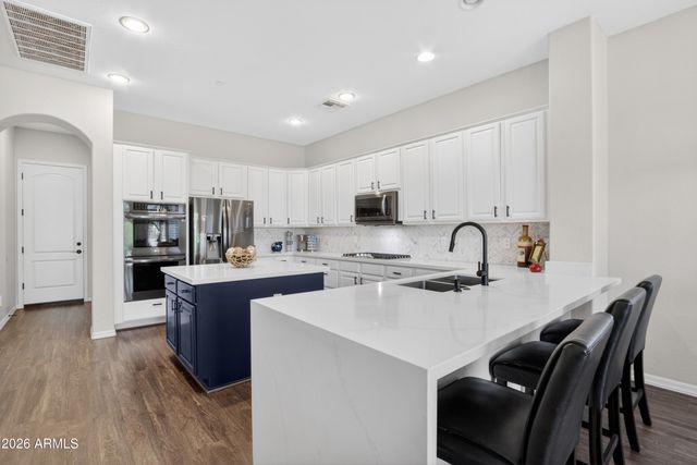 898 W GROVE Street, Litchfield Park, AZ 85340