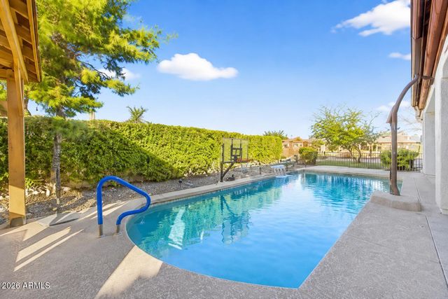 898 W GROVE Street, Litchfield Park, AZ 85340