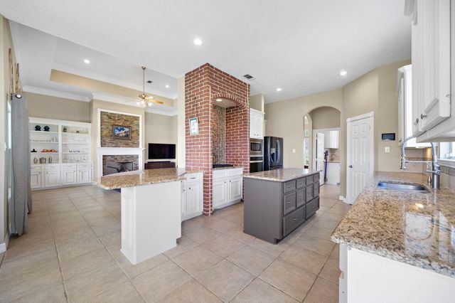 32540 Courtney, Navasota, TX 77868