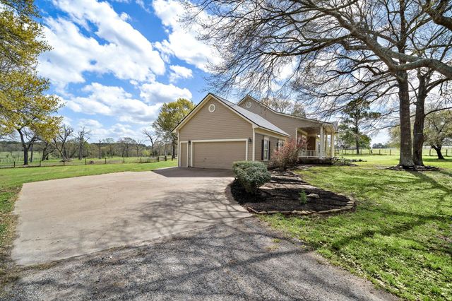 32540 Courtney, Navasota, TX 77868